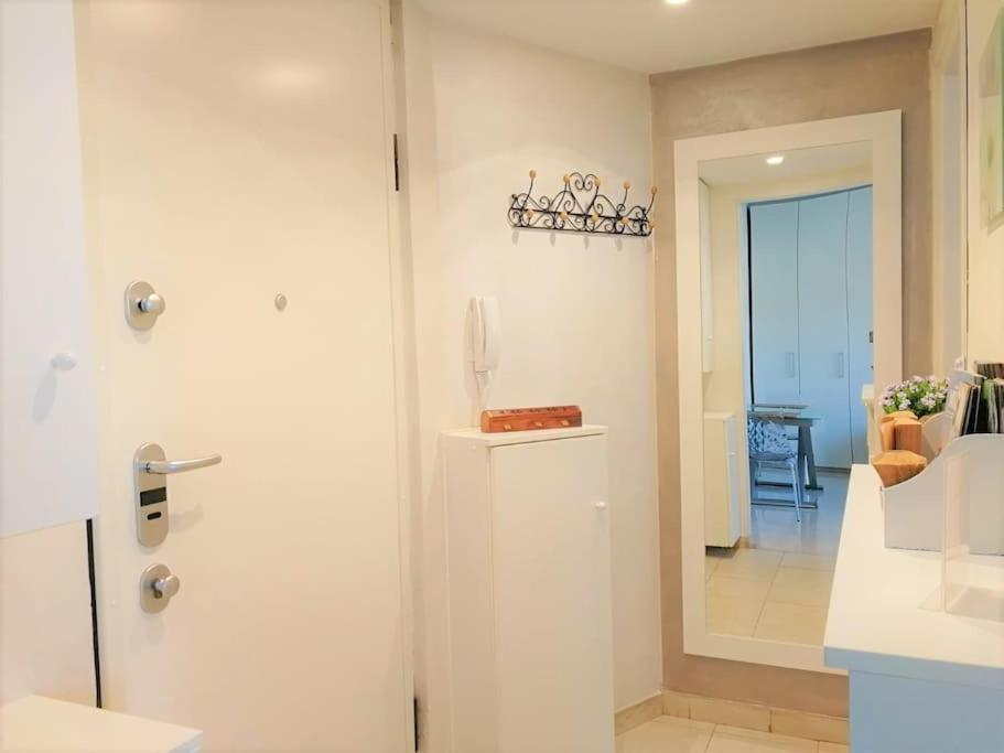 Gef House - Studio Apartment Bande Nere Milano Eksteriør billede